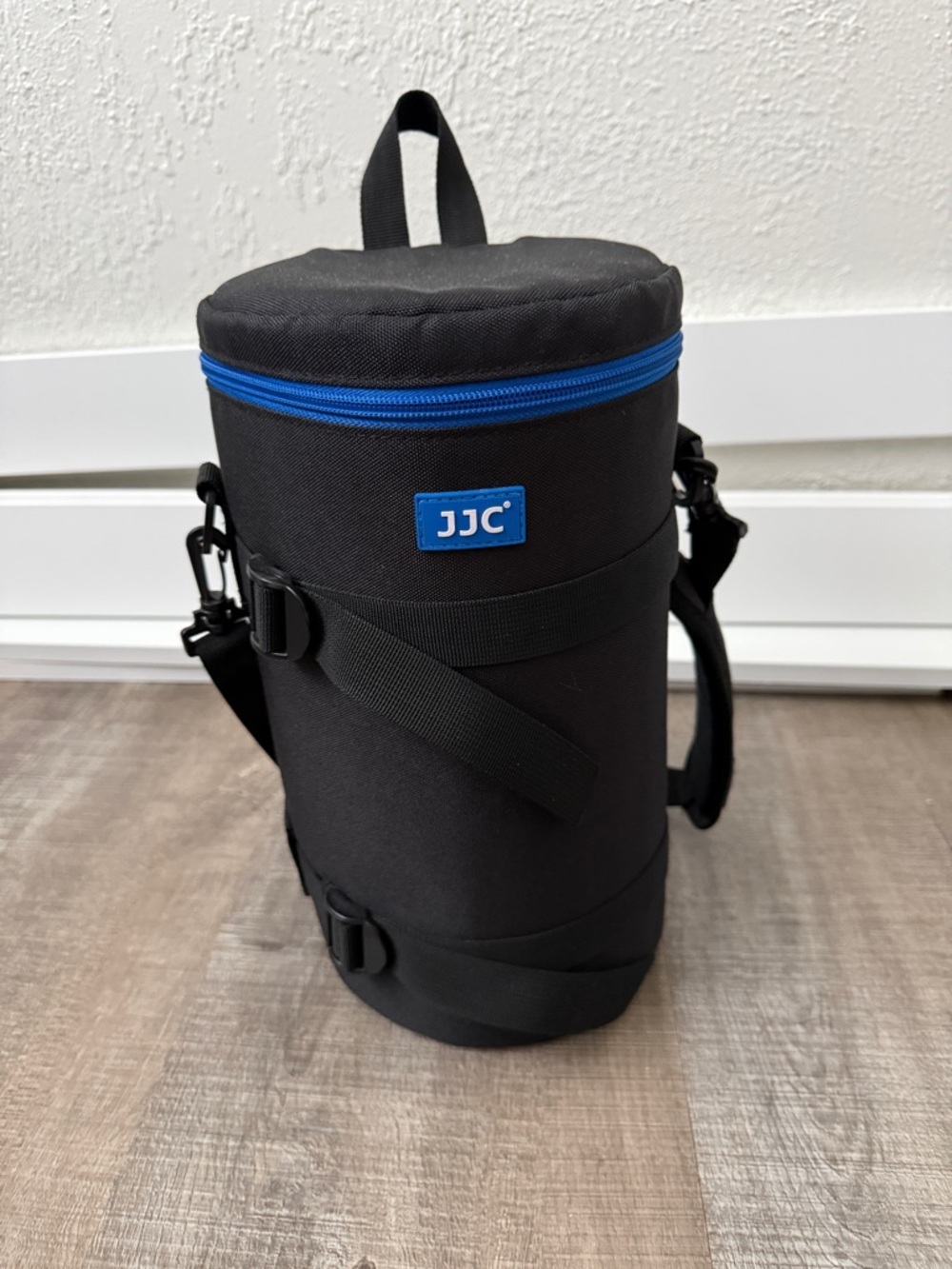 JJC deluxe lens case/pouch storage bag for 200-600mm lens